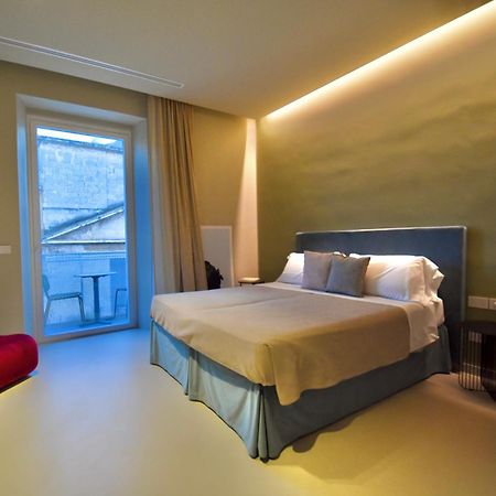 Mpiut - Housea Hotel โปลีญาโนอามาเร ภายนอก รูปภาพ
