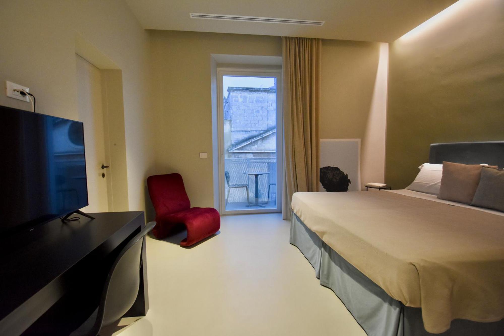 Mpiut - Housea Hotel โปลีญาโนอามาเร ภายนอก รูปภาพ