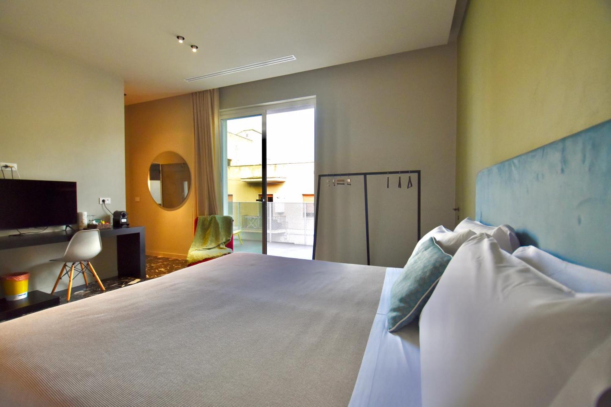 Mpiut - Housea Hotel โปลีญาโนอามาเร ภายนอก รูปภาพ
